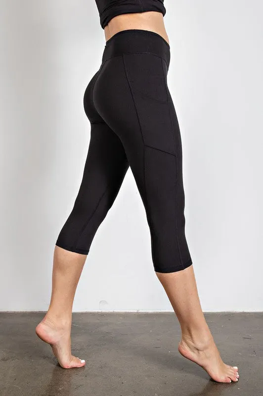 CAPRI LENGTH YOGA LEGGINGS WITH POCKETS