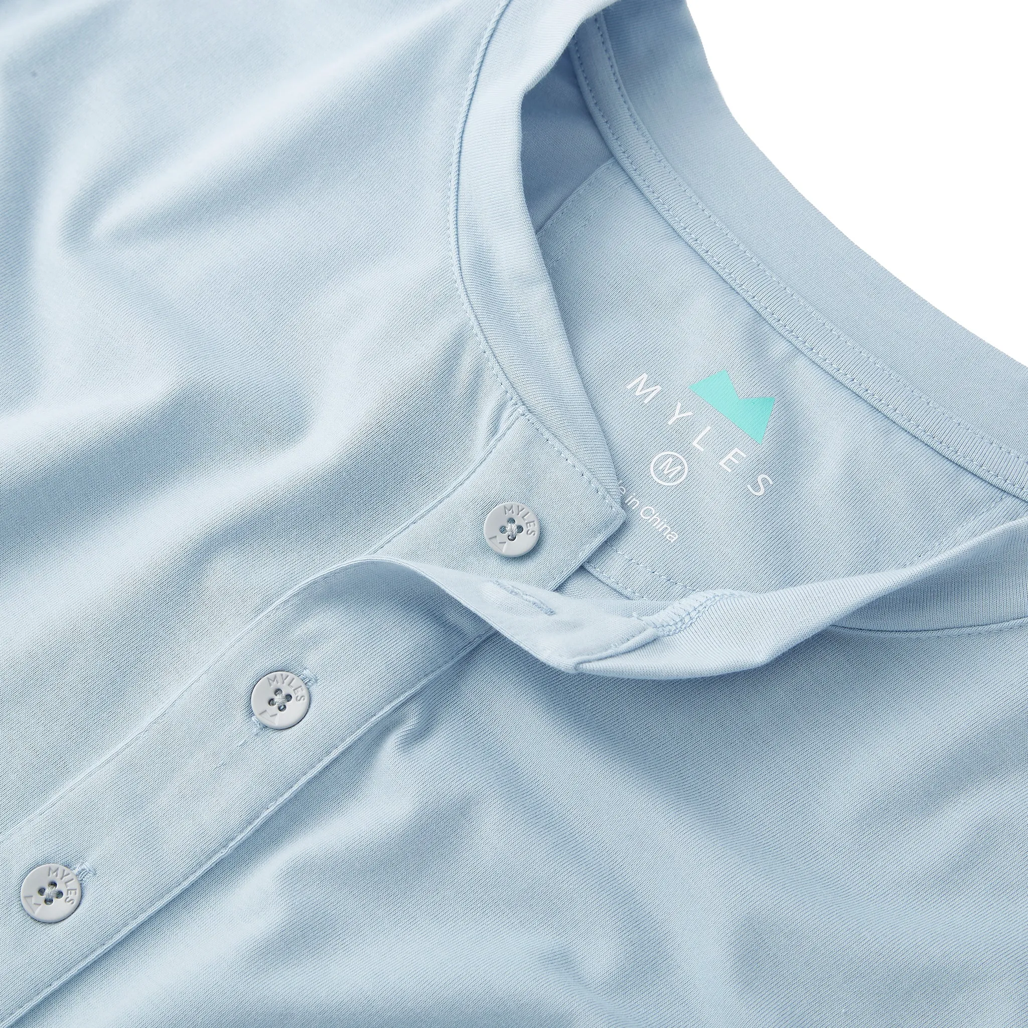 Everyday Henley Short Sleeve in Blue Fog