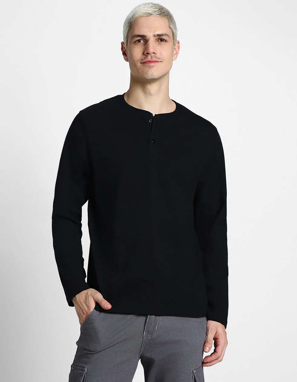 Henley Black Solid Tshirt