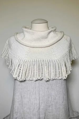 Pattern: Cobweb Frilled Cowl