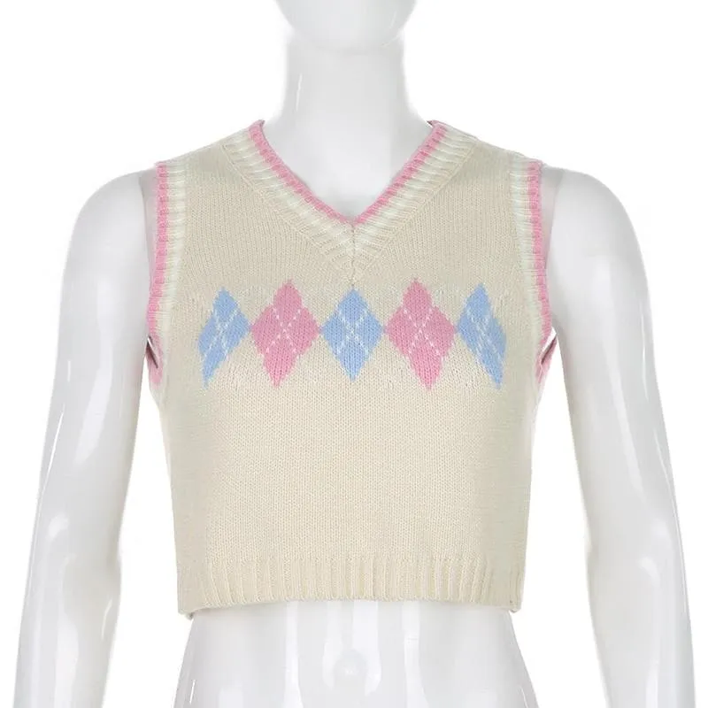 Slim-Fit V-Neck Vest with Argyle Pattern