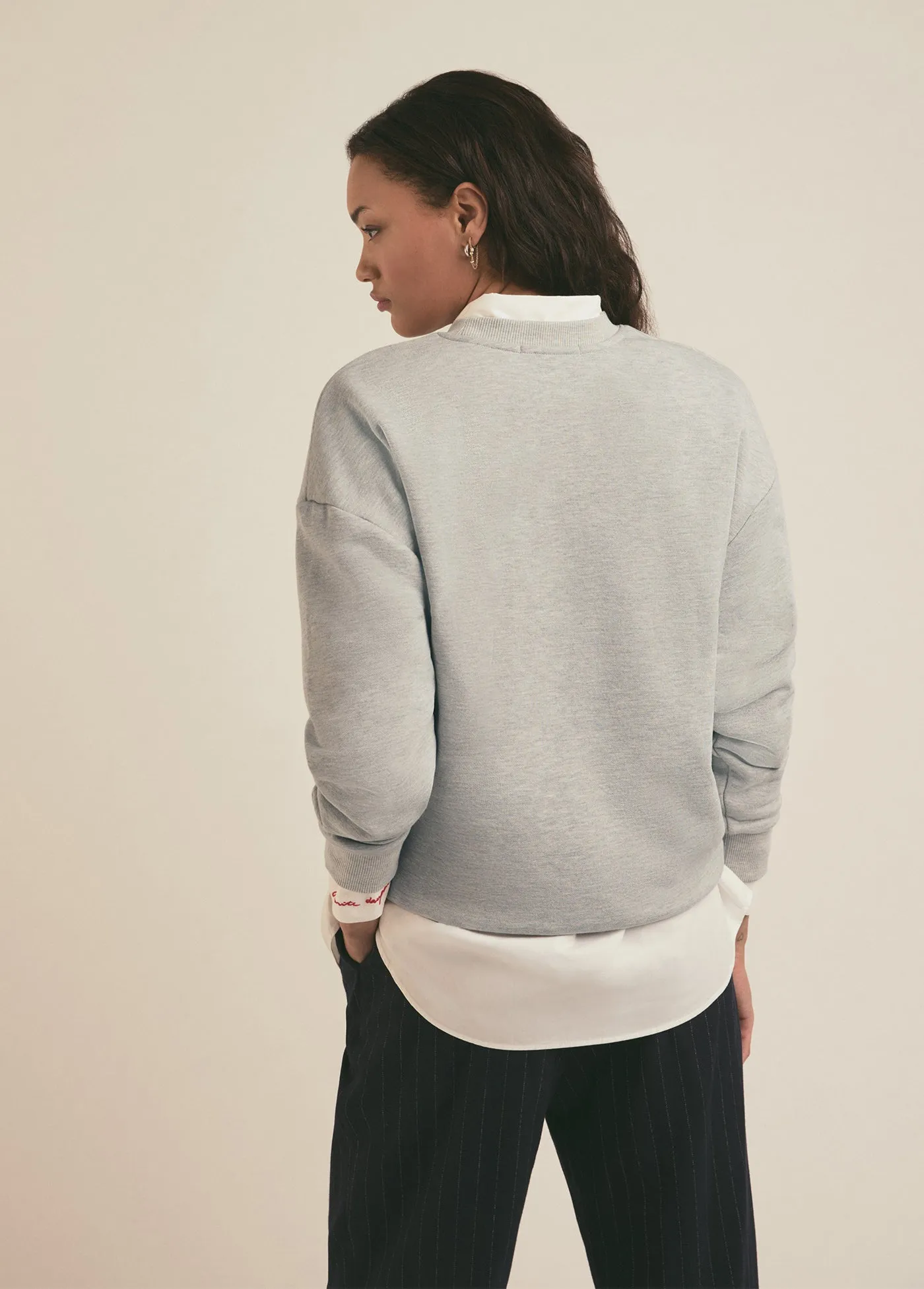 THE COLLEGIATE SWEATSHIRT