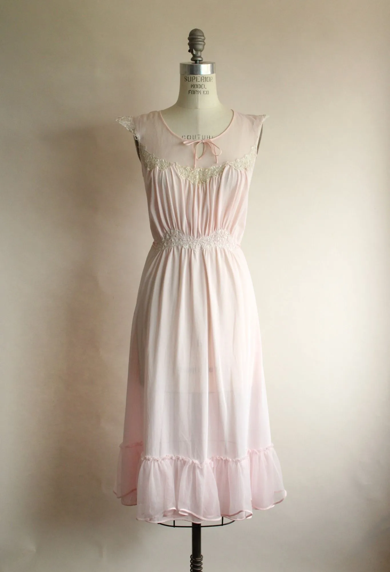 Vintage 1950s Pink Nylon with Tie and Embroidered Floral Lace Trim Nightgown