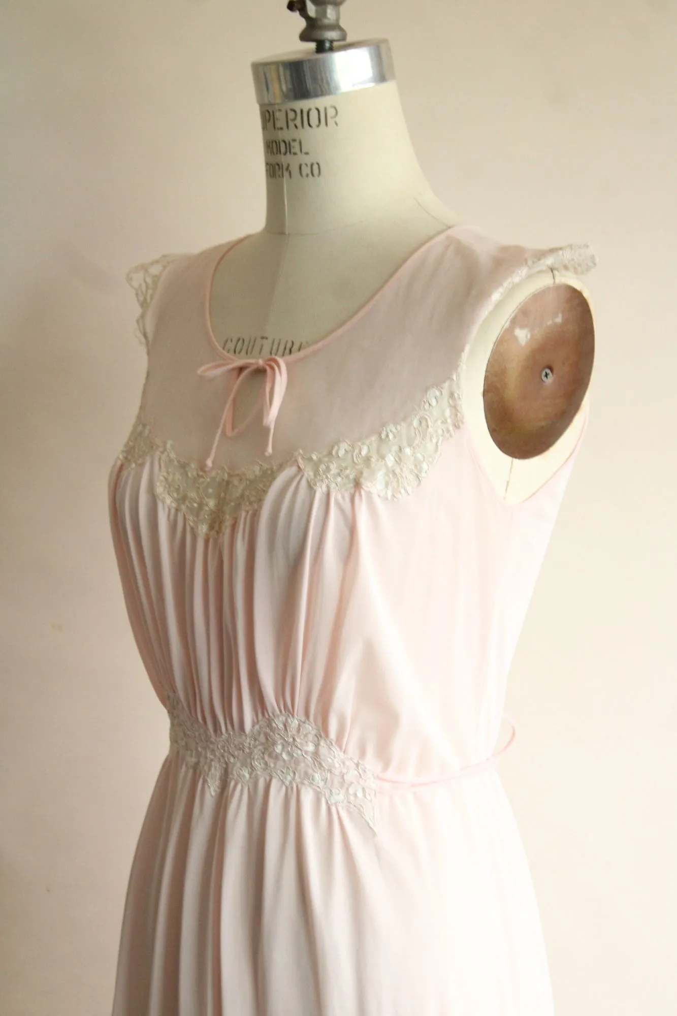 Vintage 1950s Pink Nylon with Tie and Embroidered Floral Lace Trim Nightgown